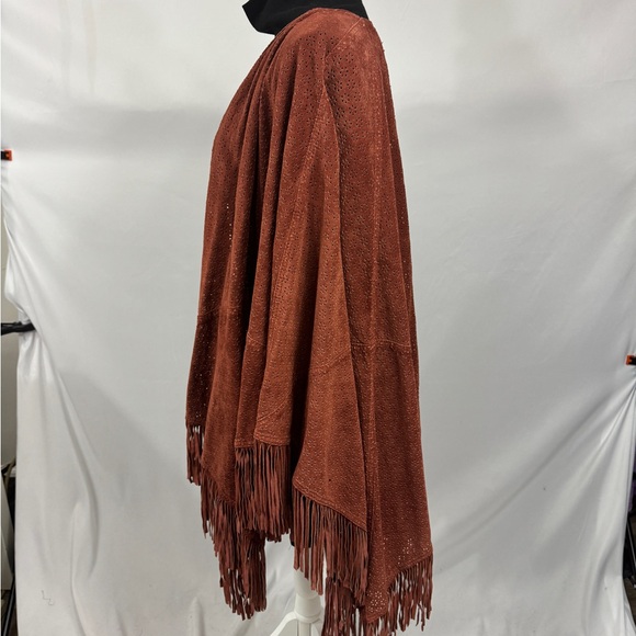 Suzanne Sommers Suede Leather Fringe Poncho - Picture 5 of 12